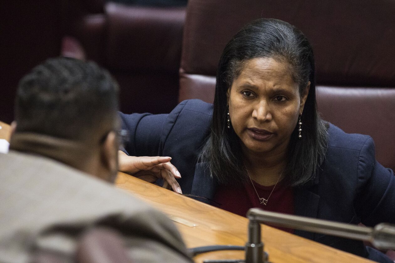 Ald. Sophia King chats with Ald. Chris Taliaferro (29th) during the monthly Chicago City Council meeting at City Hall, Wednesday morning, Jan. 23, 2019. | Ashlee Rezin/Sun-Times